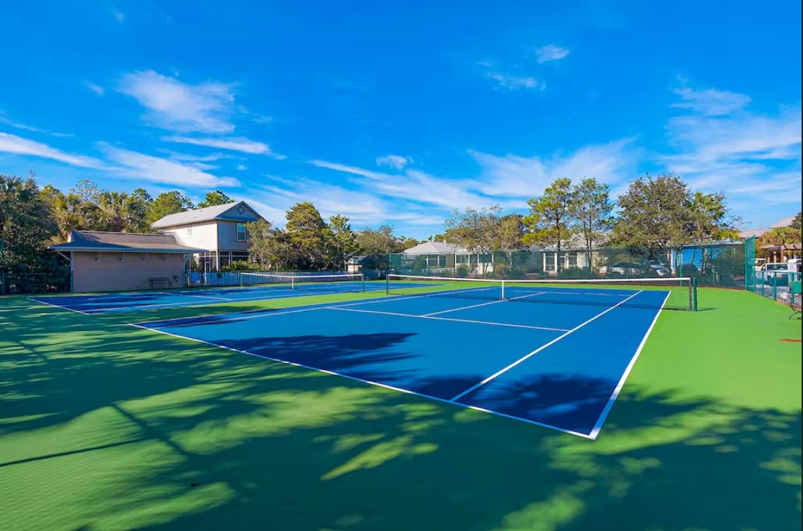 Cassine Village community tennis courts