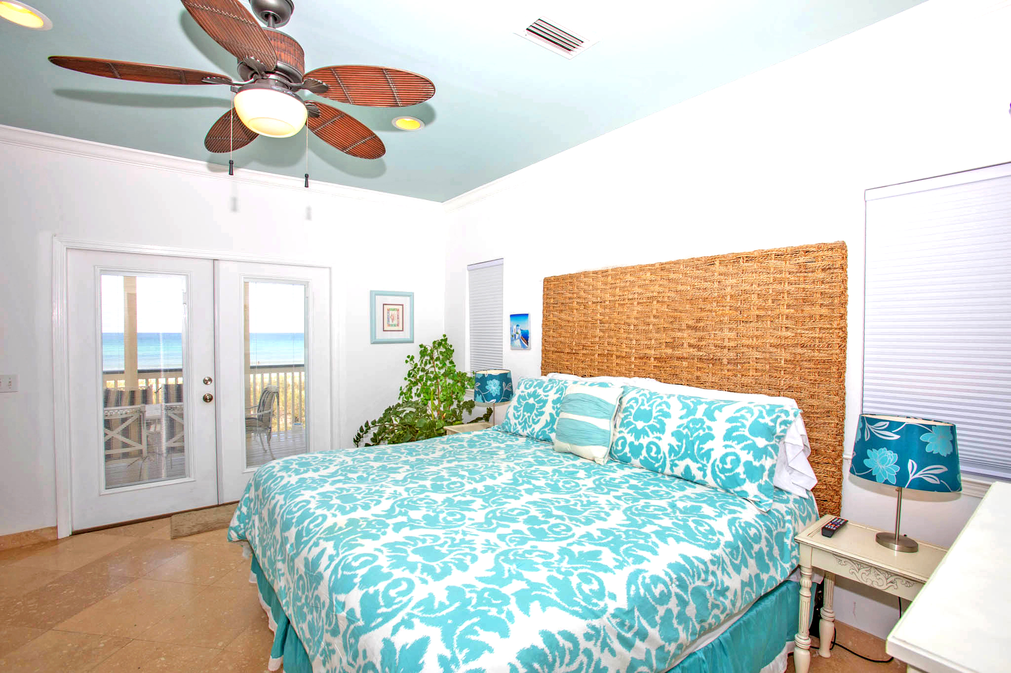 Ariola 1002 House / Cottage rental in Pensacola Beach House Rentals in Pensacola Beach Florida - #23