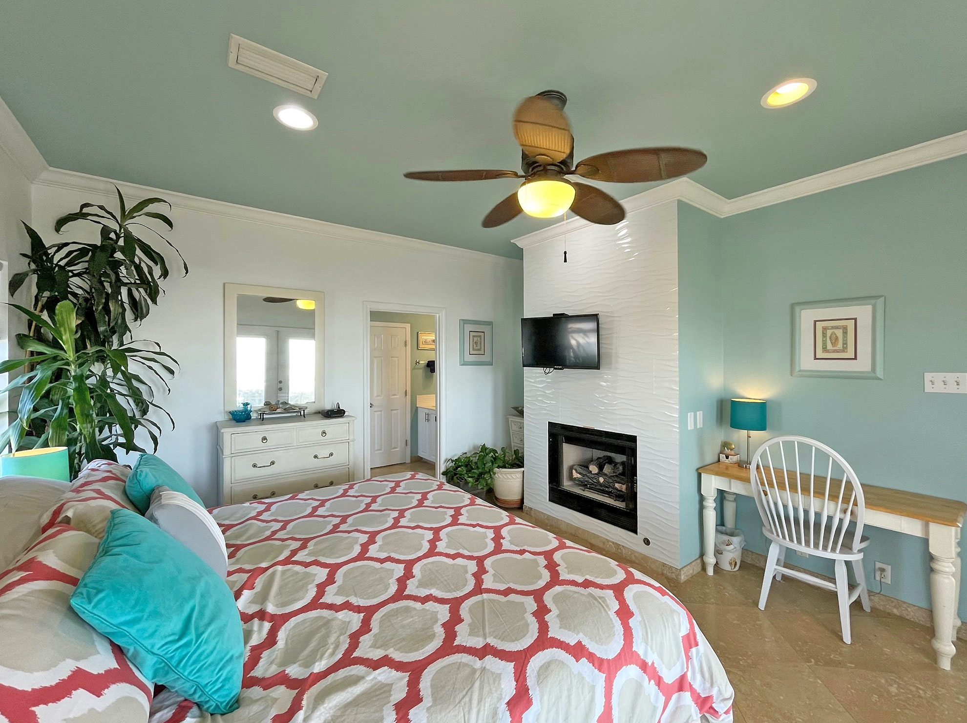 Ariola 1002 House / Cottage rental in Pensacola Beach House Rentals in Pensacola Beach Florida - #29