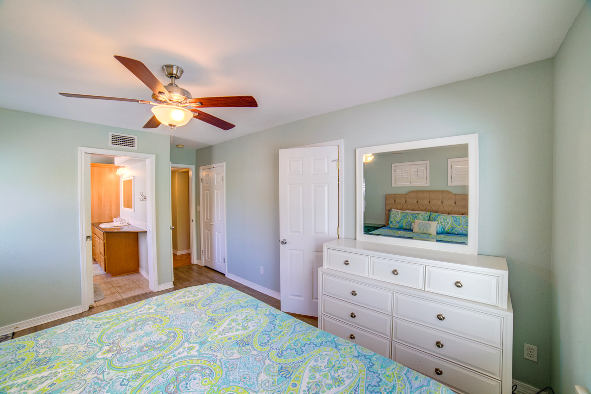 Ariola 105 House / Cottage rental in Pensacola Beach House Rentals in Pensacola Beach Florida - #36