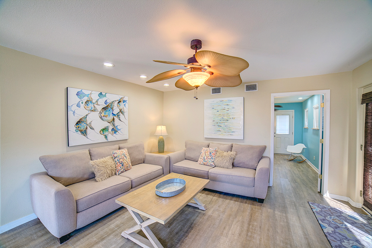 Ariola 105 House / Cottage rental in Pensacola Beach House Rentals in Pensacola Beach Florida - #5