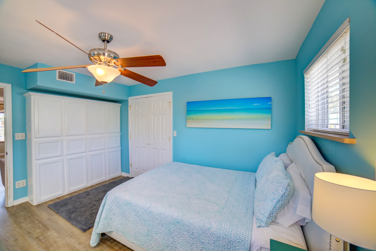 Ariola 105 House / Cottage rental in Pensacola Beach House Rentals in Pensacola Beach Florida - #11