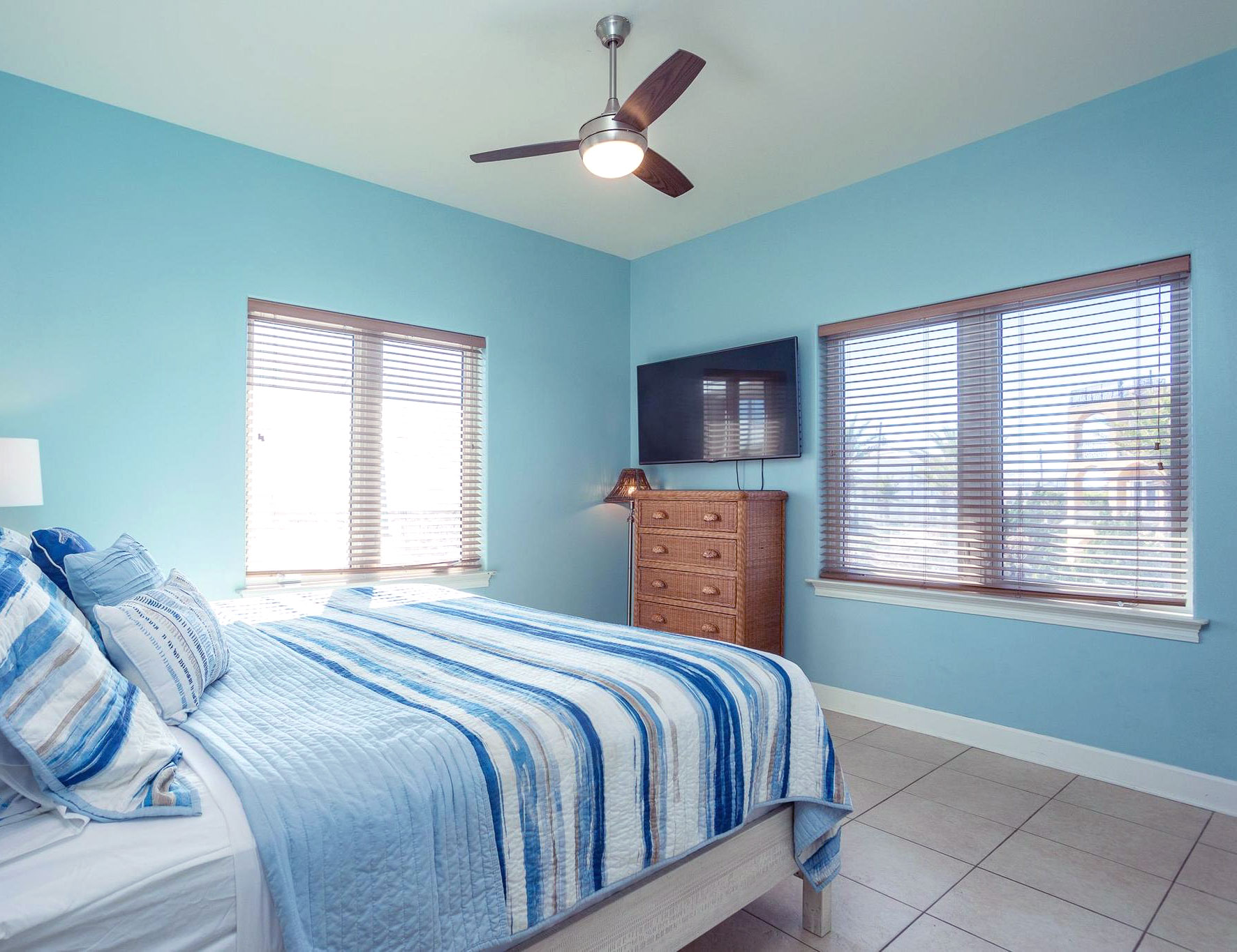 Ariola 1101 House / Cottage rental in Pensacola Beach House Rentals in Pensacola Beach Florida - #30