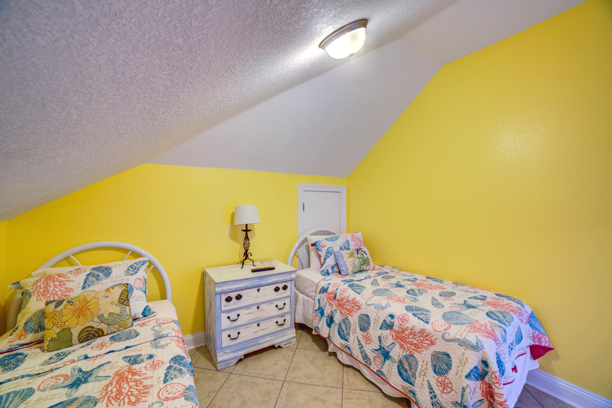 Ariola 1311 - The Dolphin House House / Cottage rental in Pensacola Beach House Rentals in Pensacola Beach Florida - #50
