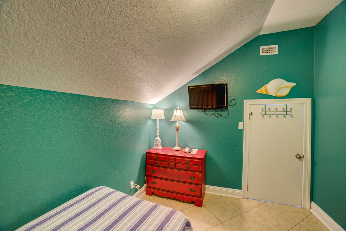 Ariola 1311 - The Dolphin House House / Cottage rental in Pensacola Beach House Rentals in Pensacola Beach Florida - #56