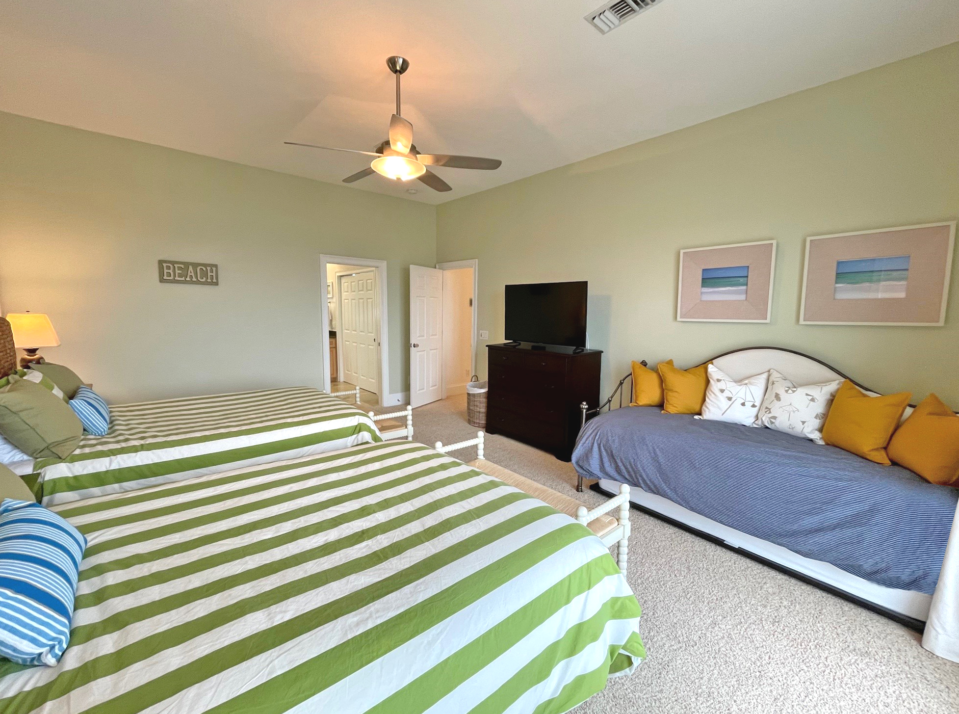 Ariola 1313 House / Cottage rental in Pensacola Beach House Rentals in Pensacola Beach Florida - #40