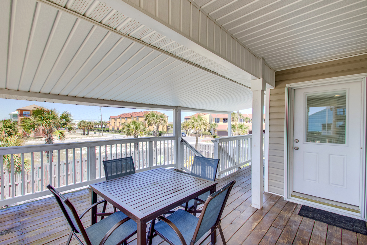 Ariola 1415 House / Cottage rental in Pensacola Beach House Rentals in Pensacola Beach Florida - #46