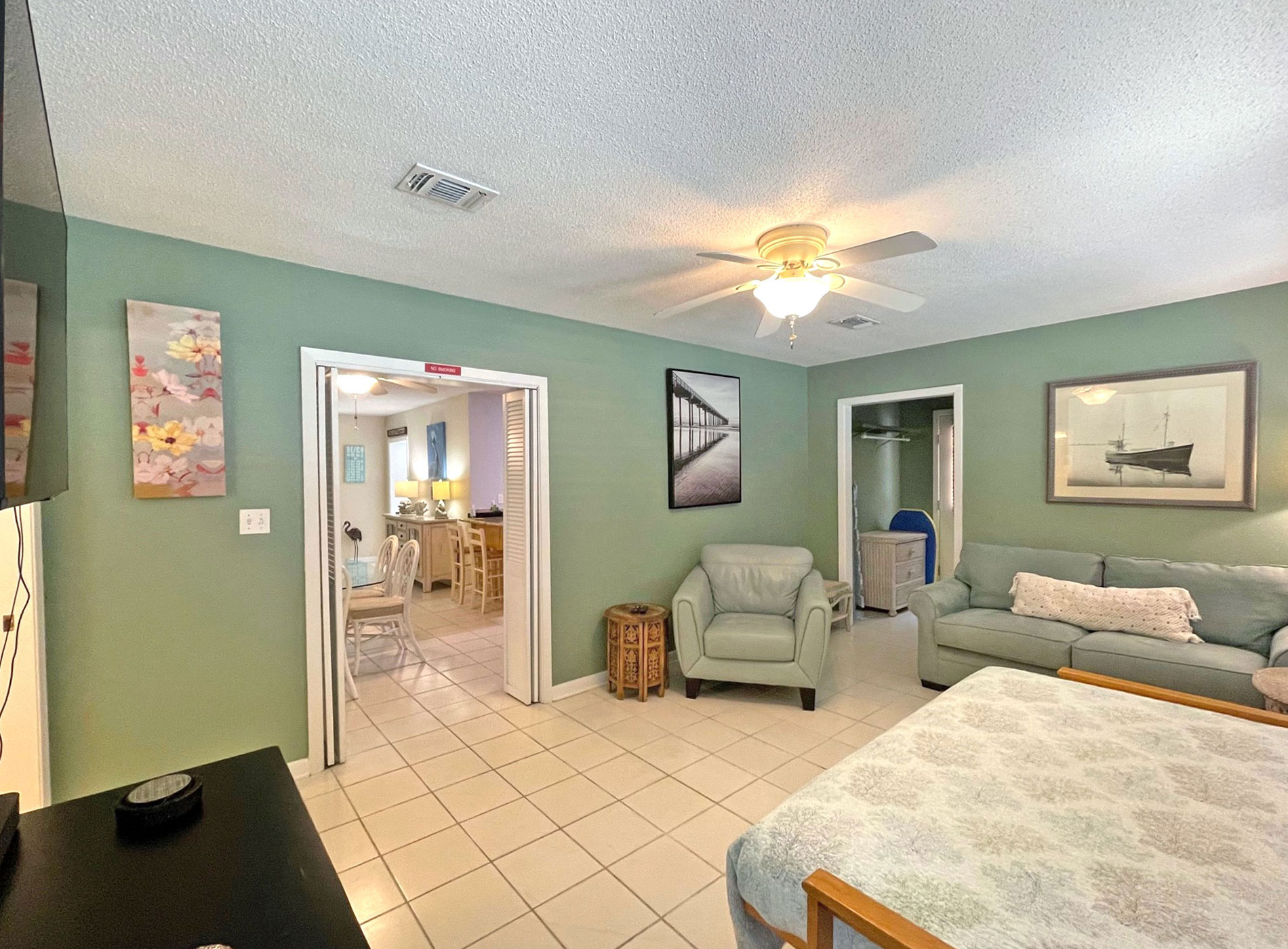 Ariola 203 - The Cottage House / Cottage rental in Pensacola Beach House Rentals in Pensacola Beach Florida - #18
