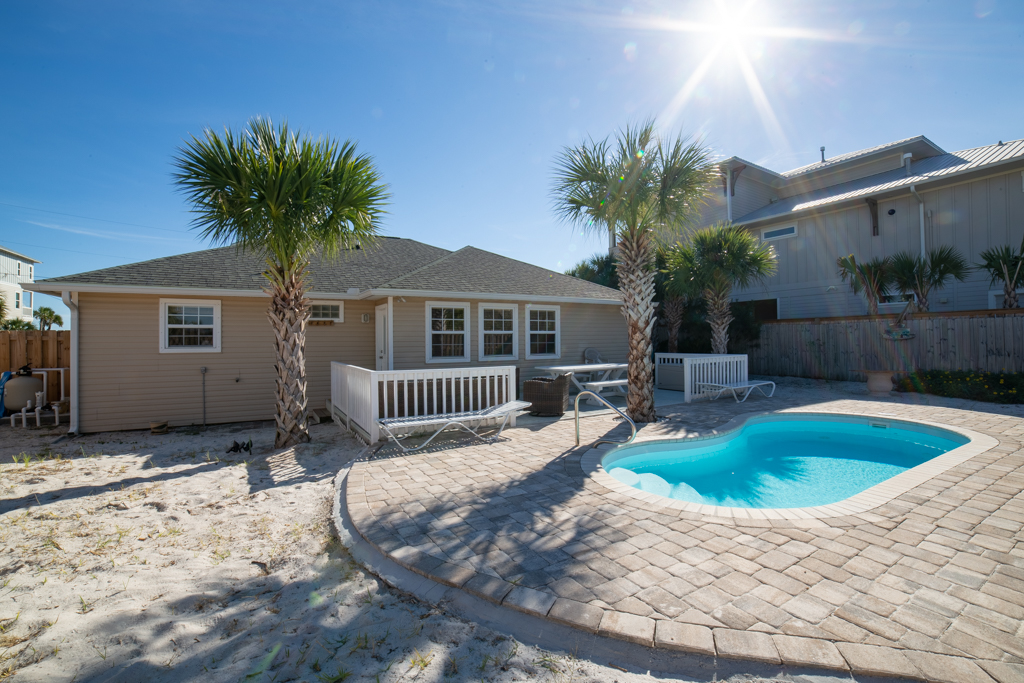 Ariola 203 - The Cottage House / Cottage rental in Pensacola Beach House Rentals in Pensacola Beach Florida - #32