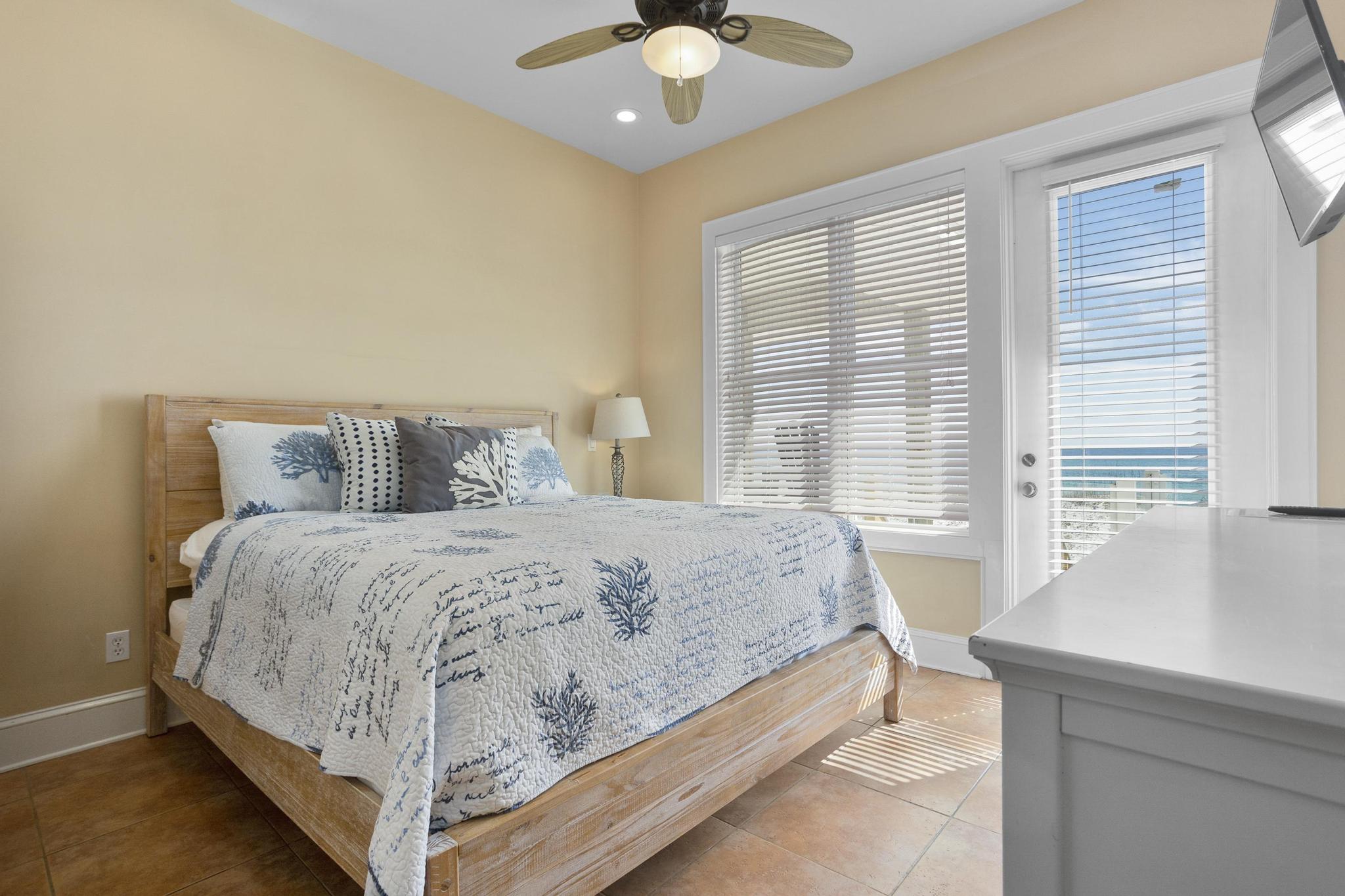 Ariola 304 House / Cottage rental in Pensacola Beach House Rentals in Pensacola Beach Florida - #16