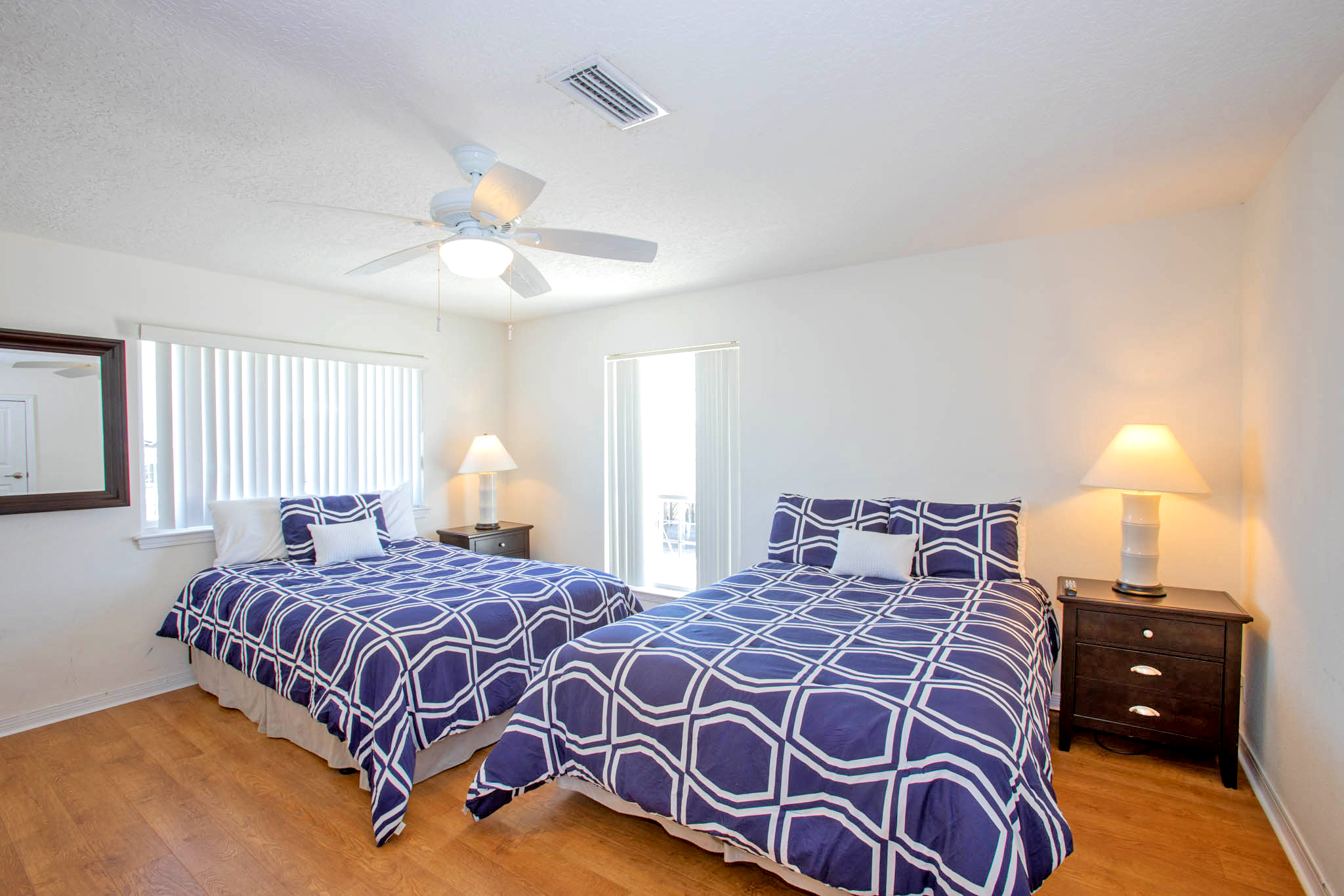 Ariola 810 House / Cottage rental in Pensacola Beach House Rentals in Pensacola Beach Florida - #36