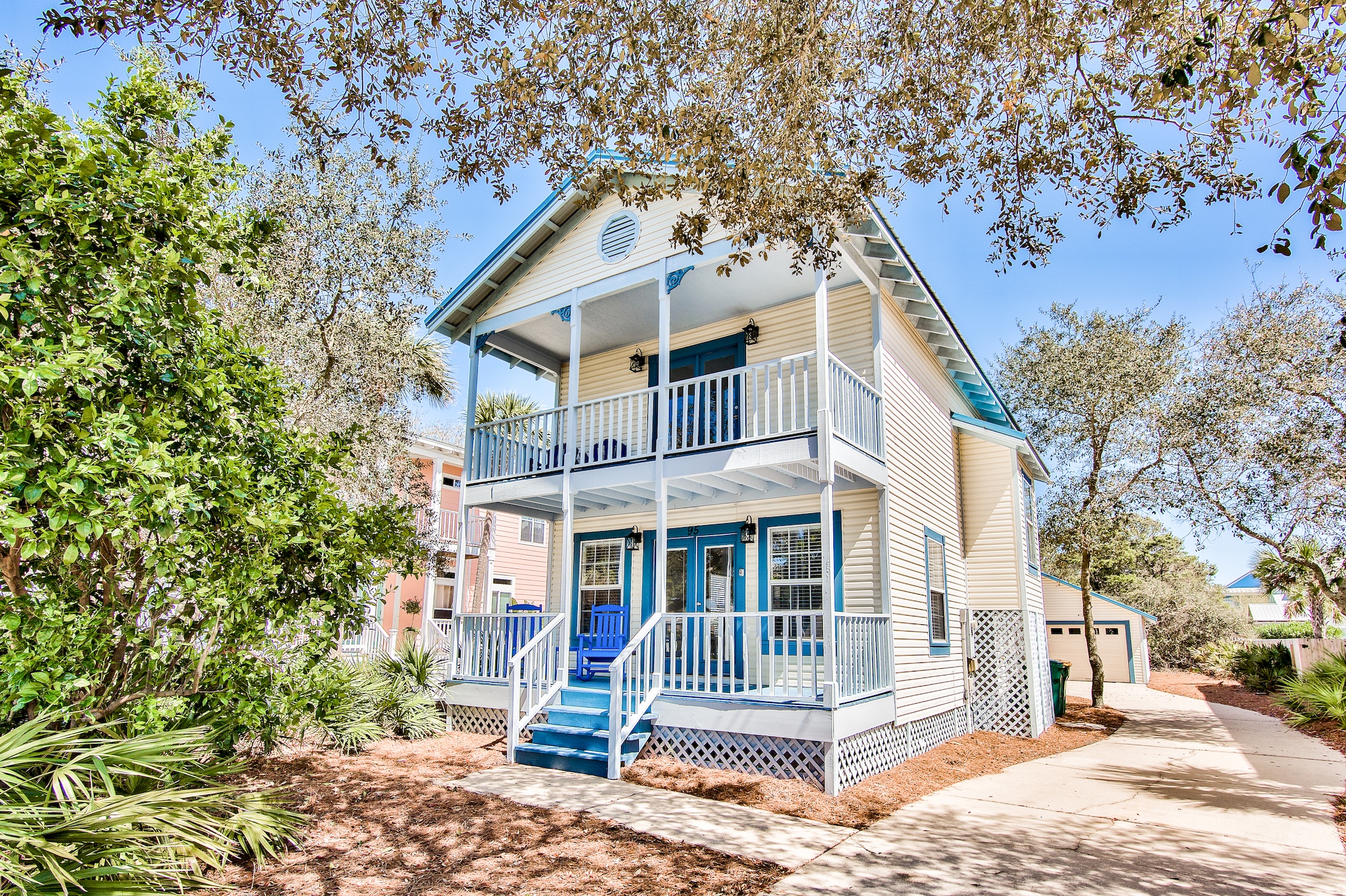 Crystal Blue Cottage House / Cottage rental in Destin Beach House Rentals in Destin Florida - #1