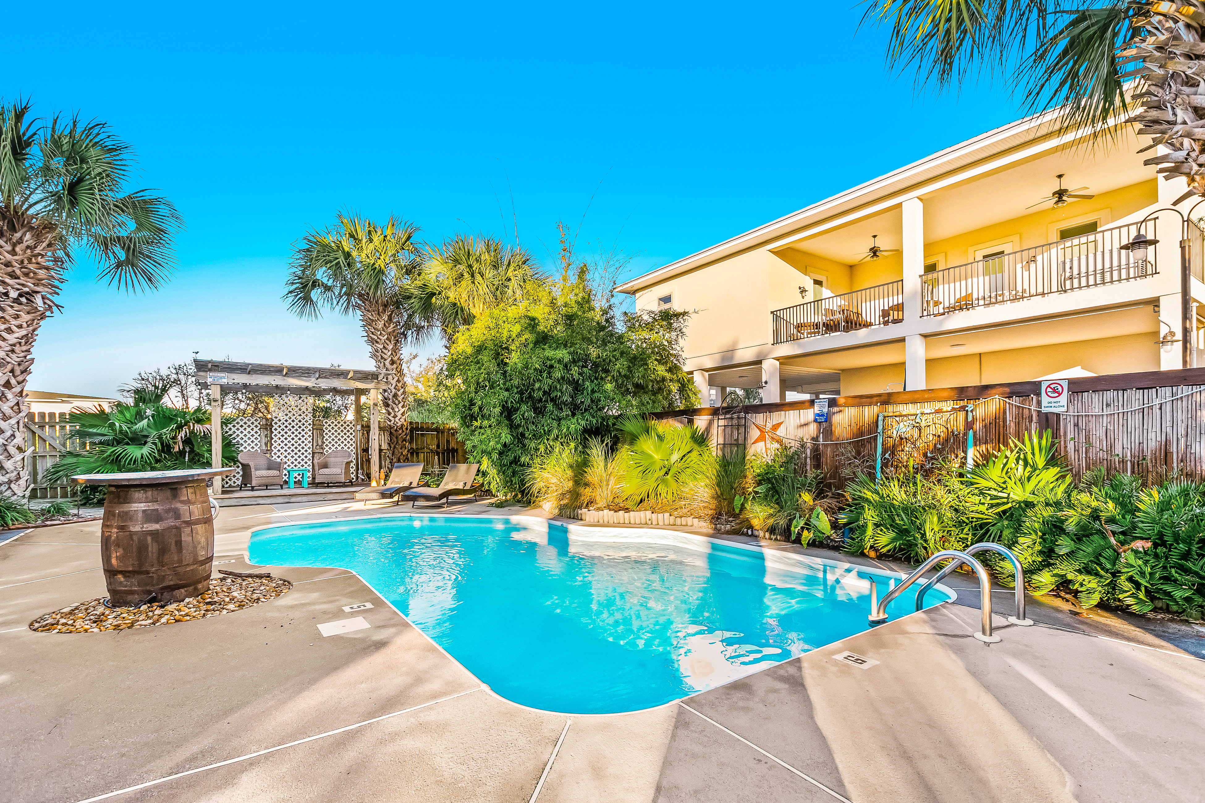 Flip Side Oasis House / Cottage rental in Pensacola Beach House Rentals in Pensacola Beach Florida - #44