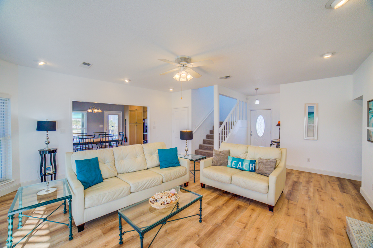 Maldonado 1208 House / Cottage rental in Pensacola Beach House Rentals in Pensacola Beach Florida - #3