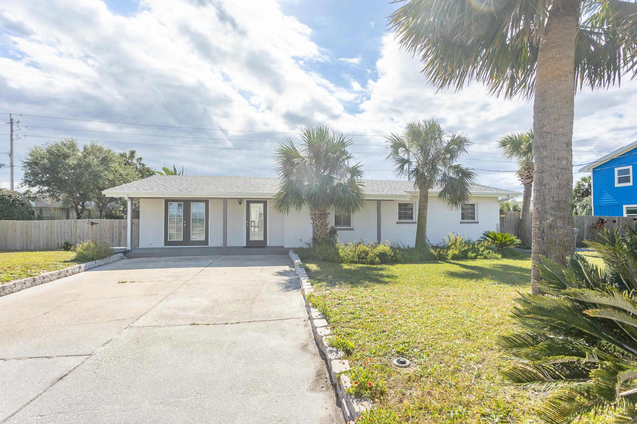 Panferio 1314 House / Cottage rental in Pensacola Beach House Rentals in Pensacola Beach Florida - #1