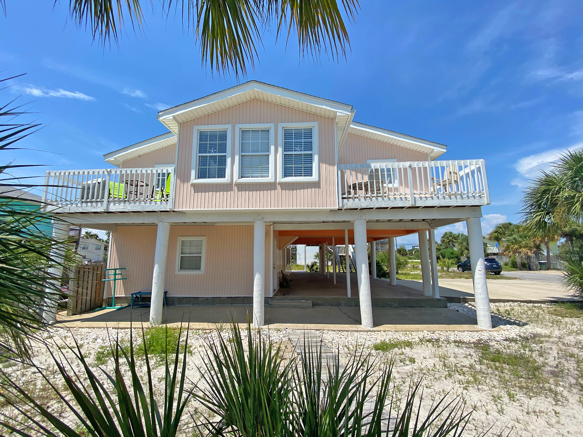 Panferio 813 - The Pink Salmon House / Cottage rental in Pensacola Beach House Rentals in Pensacola Beach Florida - #1