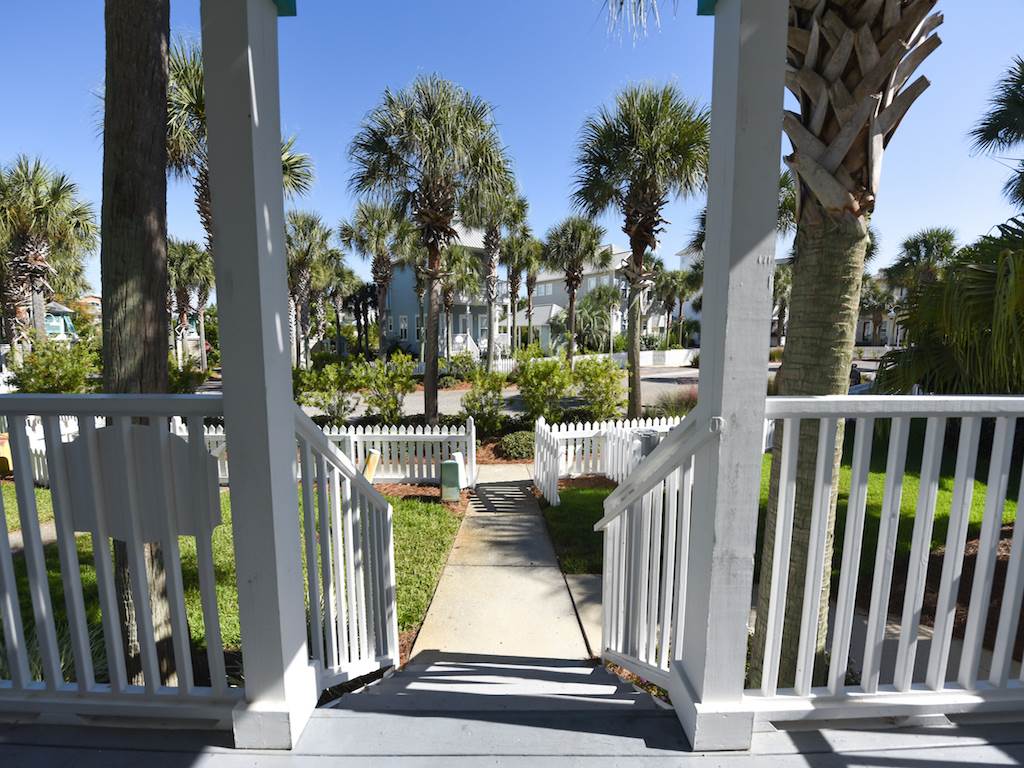 Sandy Bottoms House / Cottage rental in Destin Beach House Rentals in Destin Florida - #3