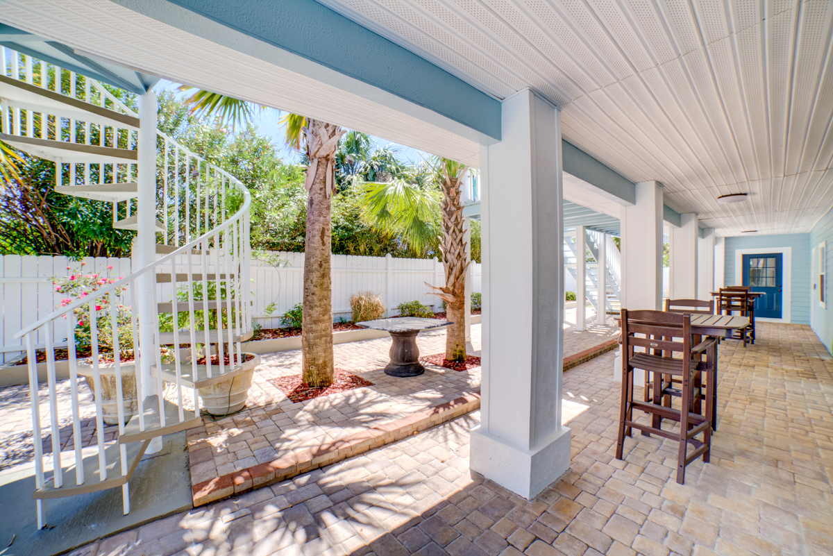 Via De Luna 1206 House / Cottage rental in Pensacola Beach House Rentals in Pensacola Beach Florida - #65