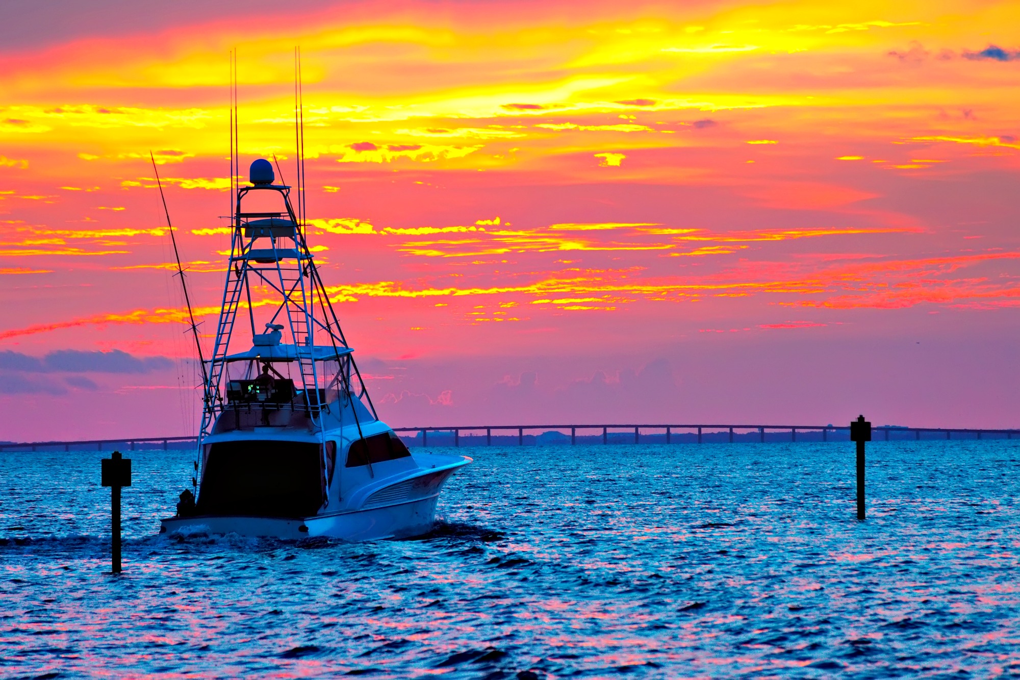 Fishing boat at sunset for Gulf Coast fishing blog