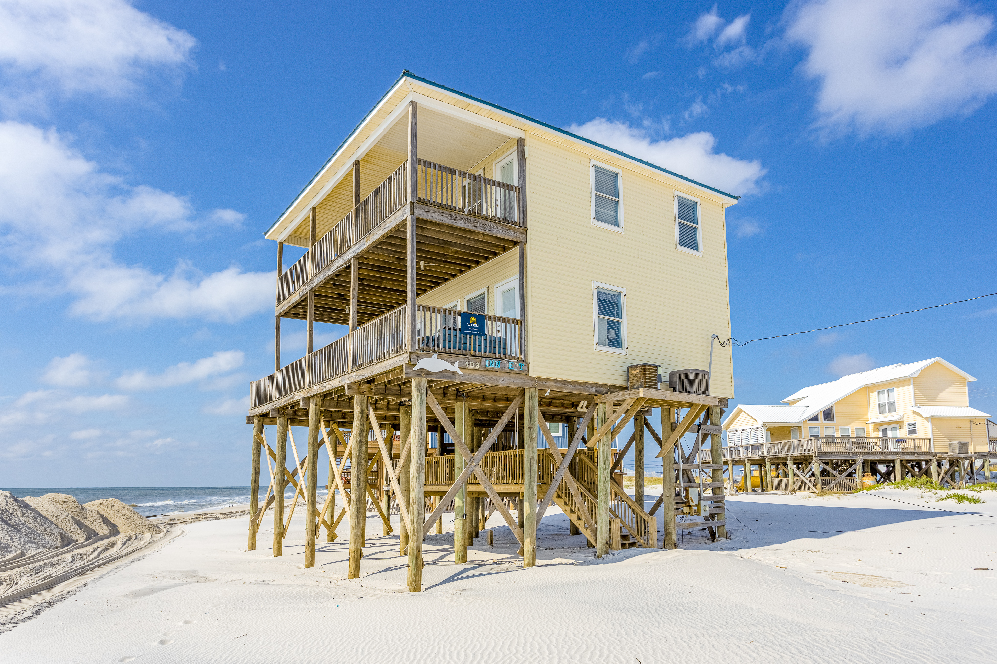 Beach Love & Happiness House / Cottage rental in Dauphin Island Beach House Rentals in Gulf Shores Alabama - #26