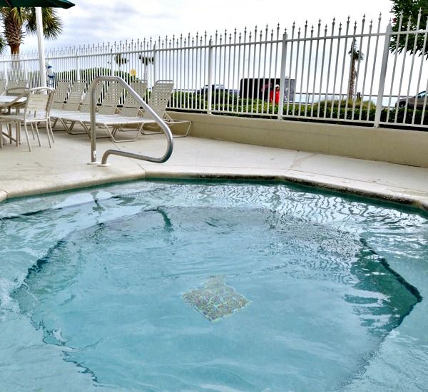 Hot tub at the Majestic Sun Resort Destin