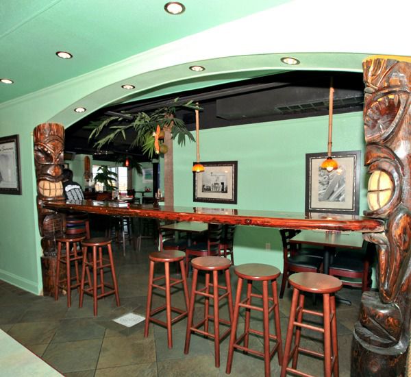 Lounge bar at SunDestin Beach Resort & Hotel   in Destin Florida