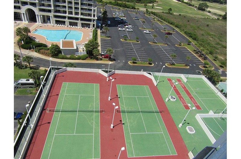 Complementary tennis courts at Surfside Resort in Destin Florida