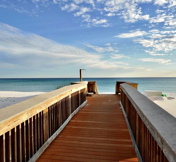 Easy access to the beach from Island Echos Condominiums in Fort Walton Florida