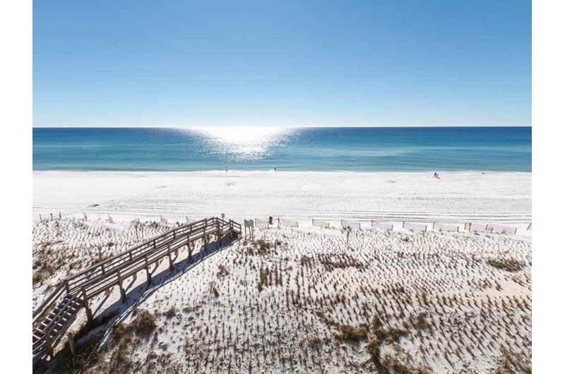 Easy access to the beach and water from Pelican Isle Condos in Fort Walton Florida