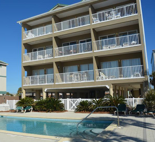 Pool view of the Veranda Condominiums in Fort Walton Beach FL