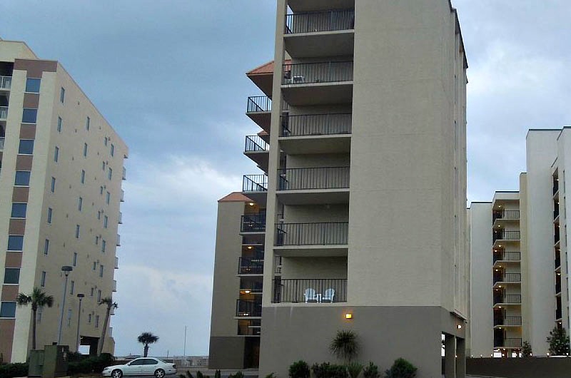 Beachfront Gulf House Condominiums in Gulf Shores AL