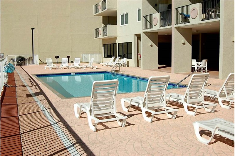Large pool and sundeck at Tropical Winds Gulf Shores AL