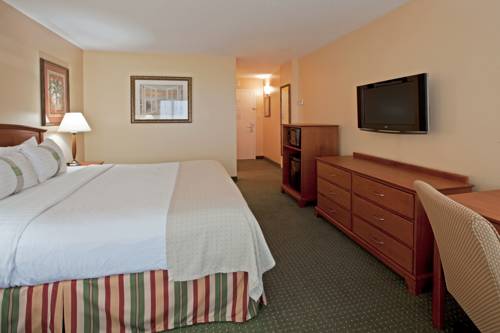Holiday Inn Hotel & Suites Clearwater Beach in Clearwater Beach FL 59