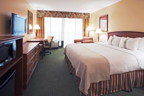 Holiday Inn Hotel & Suites Clearwater Beach in Clearwater Beach FL 41