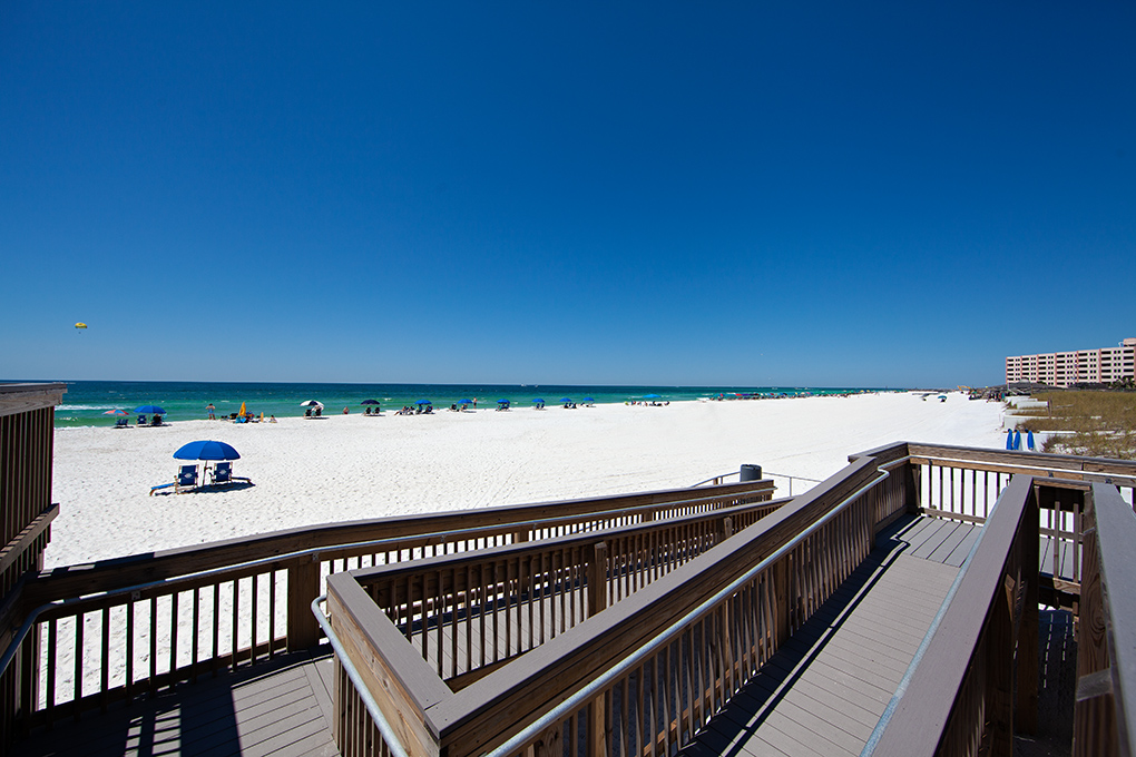 Holiday Surf & Racquet Club 103 Condo rental in Holiday Surf & Racquet Club in Destin Florida - #1
