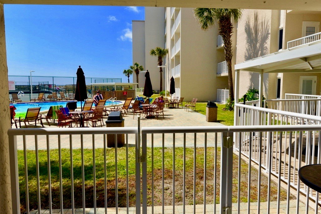 Holiday Surf & Racquet Club 112 Condo rental in Holiday Surf & Racquet Club in Destin Florida - #14