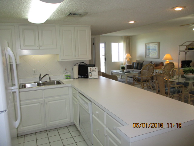Holiday Surf & Racquet Club 221 Condo rental in Holiday Surf & Racquet Club in Destin Florida - #14
