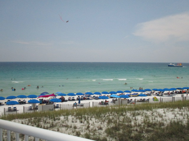 Holiday Surf & Racquet Club 324 Condo rental in Holiday Surf & Racquet Club in Destin Florida - #3