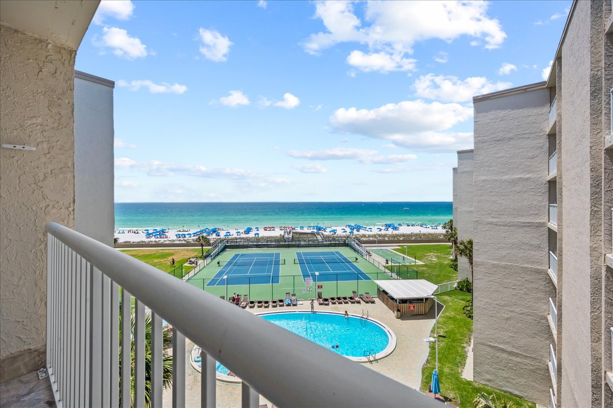 Holiday Surf & Racquet Club 513 Condo rental in Holiday Surf & Racquet Club in Destin Florida - #1