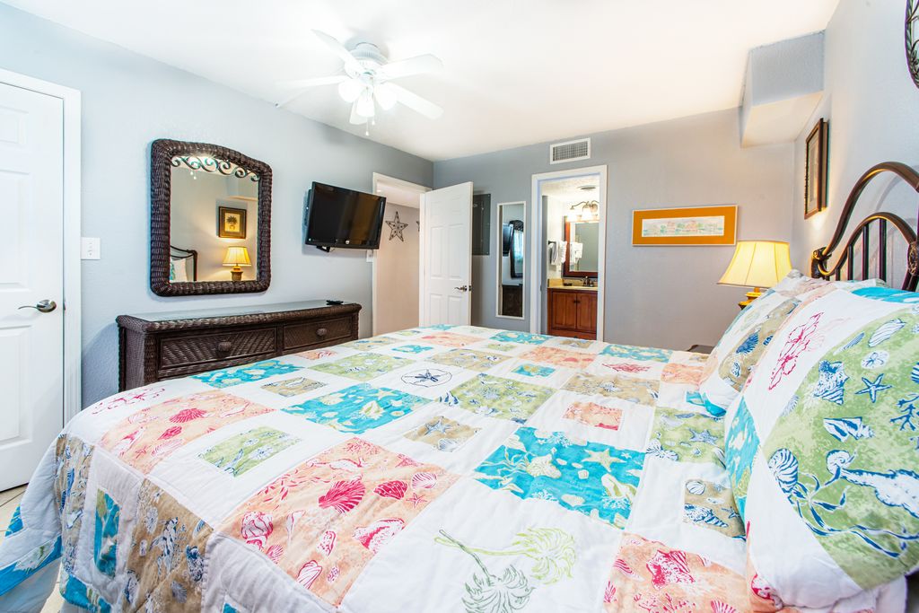 Holiday Surf & Racquet Club 516 Condo rental in Holiday Surf & Racquet Club in Destin Florida - #12