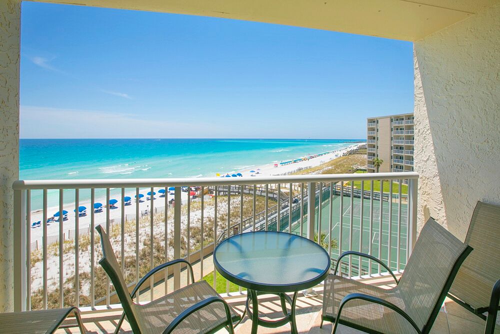 Holiday Surf & Racquet Club 523 Condo rental in Holiday Surf & Racquet Club in Destin Florida - #1