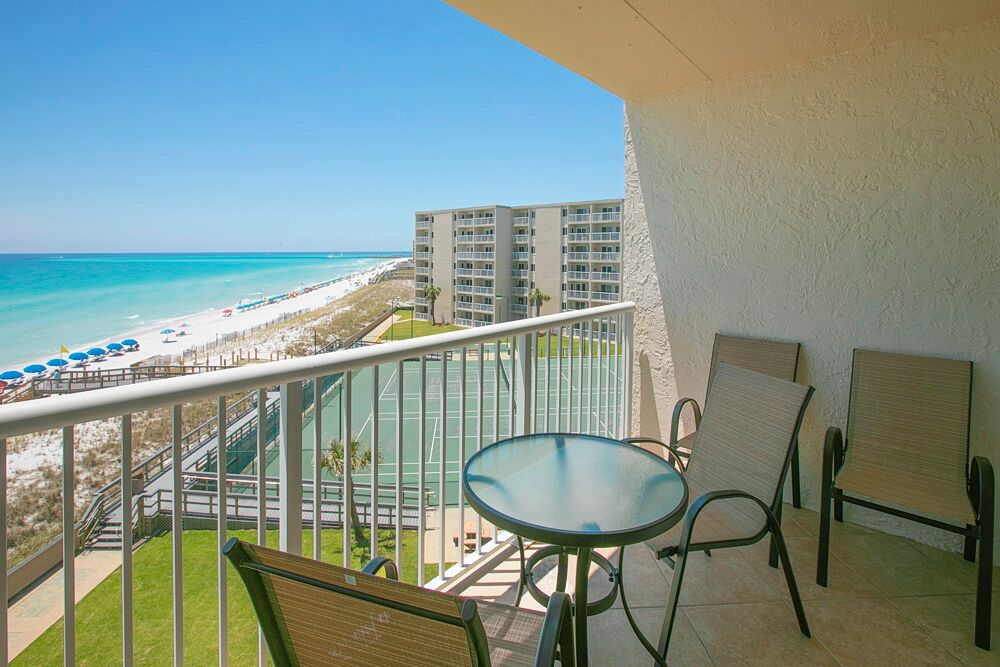 Holiday Surf & Racquet Club 523 Condo rental in Holiday Surf & Racquet Club in Destin Florida - #3