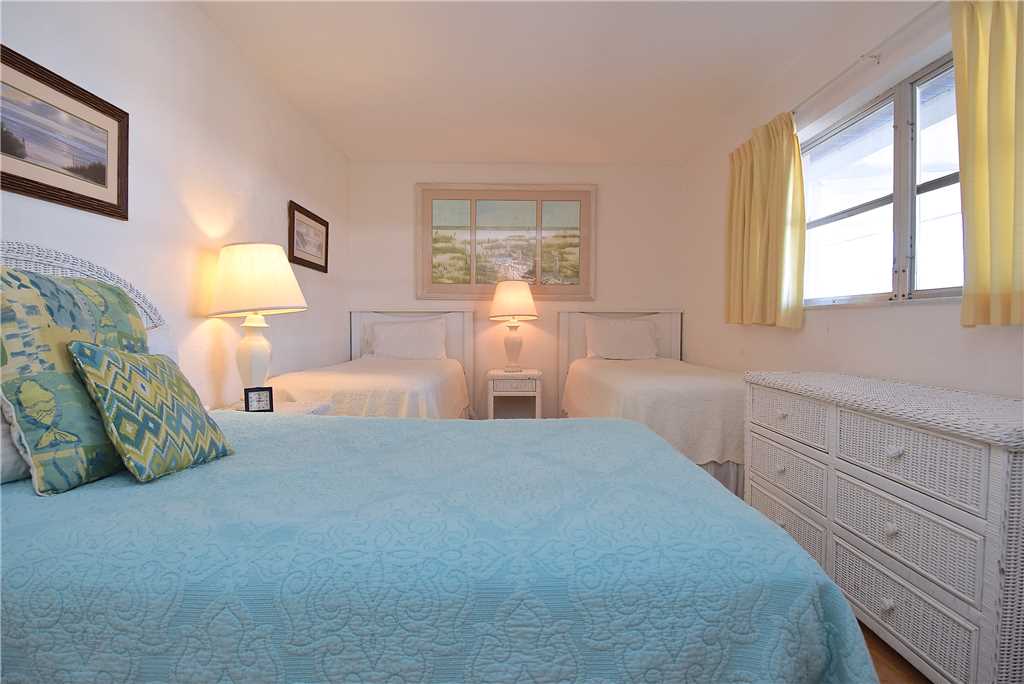 Jamaica Royale 91 2 Bedrooms 3 Heated Pools WiFi Sleeps 6 Condo rental in Jamaica Royale in Siesta Key Florida - #13