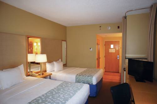 La Quinta Inn & Suites Sarasota in Sarasota FL 96