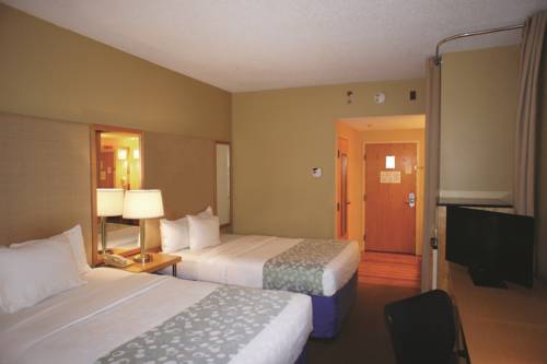 La Quinta Inn & Suites Sarasota in Sarasota FL 16