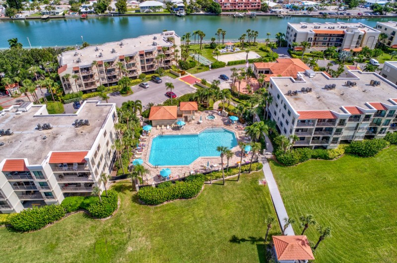 Lands End Condominium on the beach in St Petersburg Florida