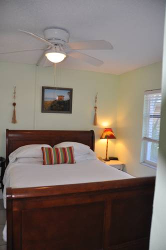 Lido Islander Inn and Suites - Sarasota in Sarasota FL 94