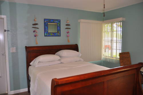 Lido Islander Inn and Suites - Sarasota in Sarasota FL 06