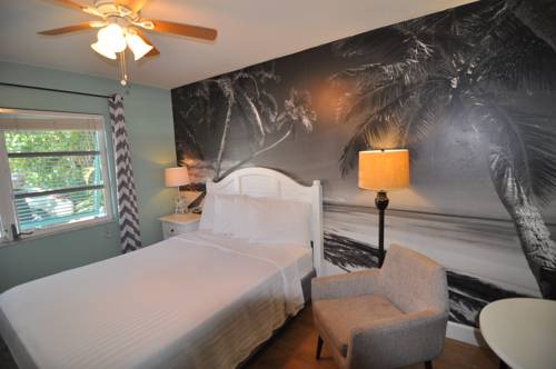 Lido Islander Inn And Suites - Sarasota in Sarasota FL 82