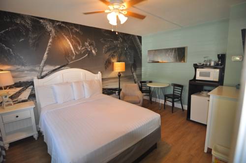 Lido Islander Inn And Suites - Sarasota in Sarasota FL 78